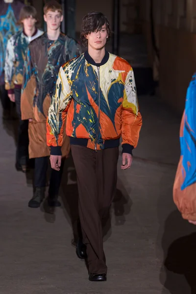 Look 81